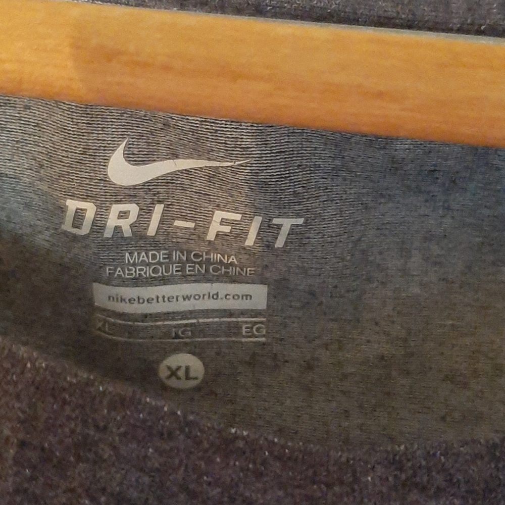 sweatshirt wide boat neck dri fit nike